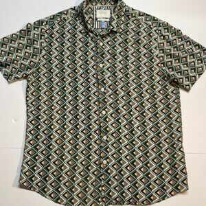 Cactus Man Ricky Singh and short sleeve button-down casual shirt. Size M.
